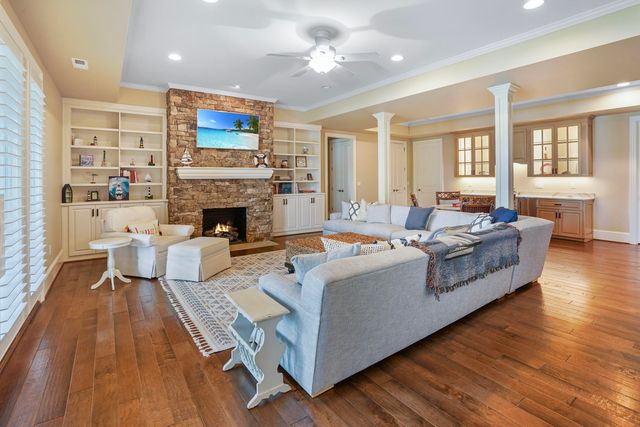 75 Grande Villa DR, Penhook, VA 24137