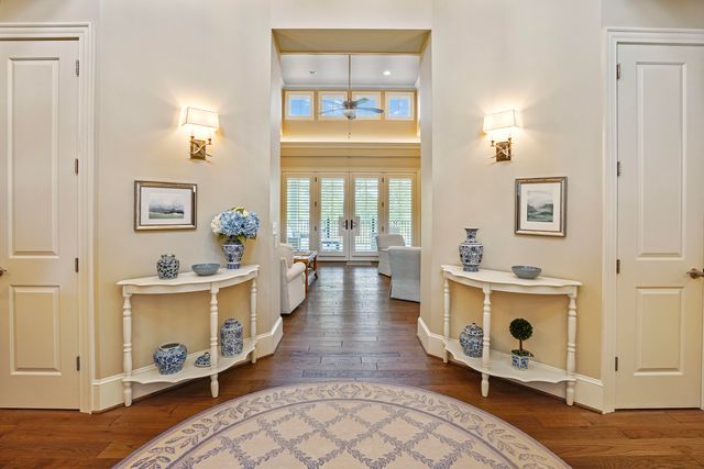 75 Grande Villa DR, Penhook, VA 24137