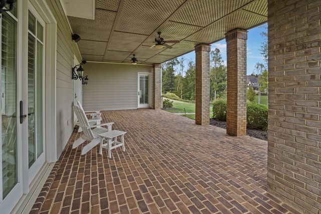 75 Grande Villa DR, Penhook, VA 24137