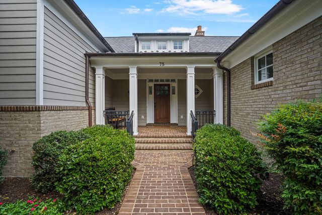 75 Grande Villa DR, Penhook, VA 24137