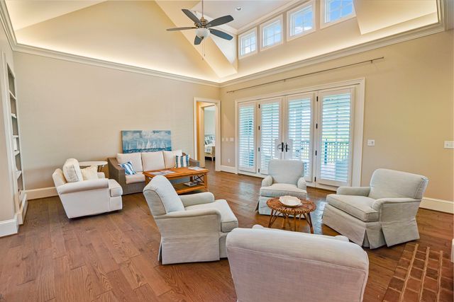 75 Grande Villa DR, Penhook, VA 24137