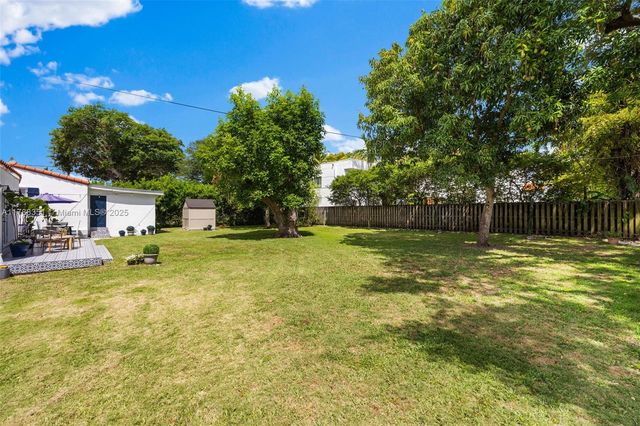55 NE 87th St, El Portal, FL 33138