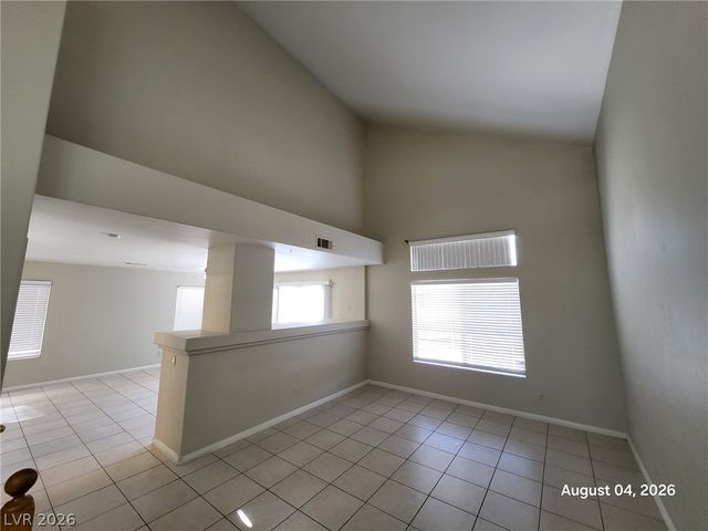 8236 West Rochelle Avenue, Las Vegas, NV 89147