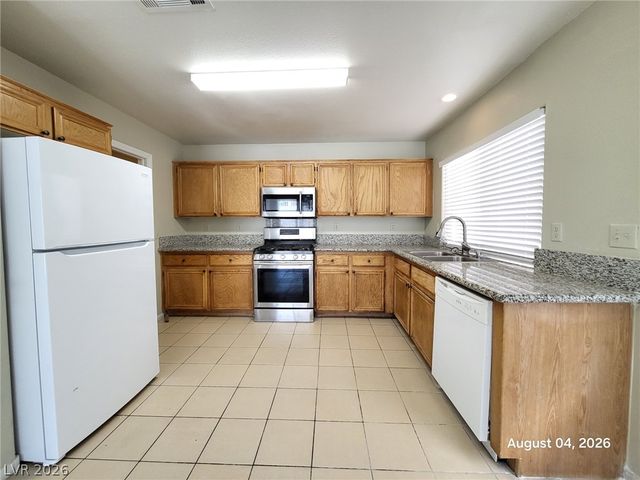 8236 West Rochelle Avenue, Las Vegas, NV 89147