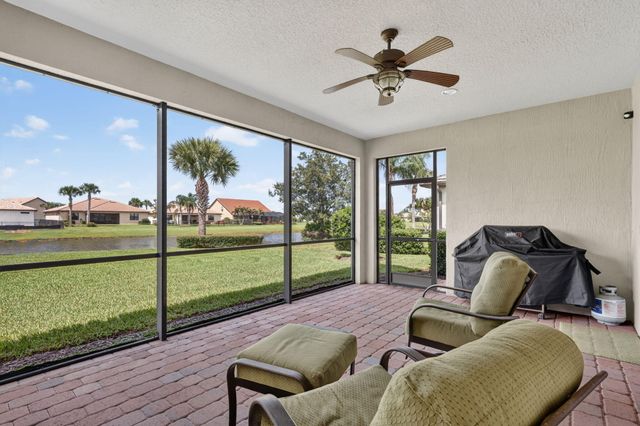 604 SE Monteiro Drive, Port St. Lucie, Port St Lucie, FL 34984