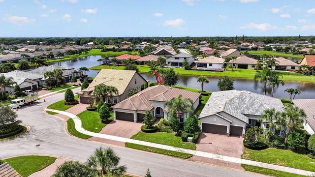 604 SE Monteiro Drive, Port St. Lucie, Port St Lucie, FL 34984