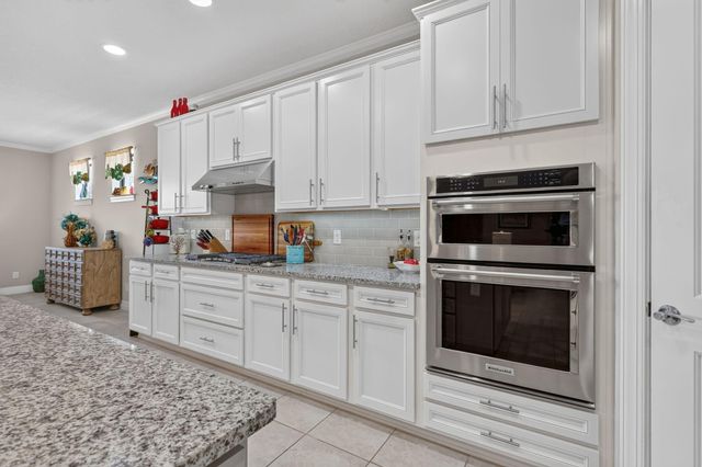 604 SE Monteiro Drive, Port St. Lucie, Port St Lucie, FL 34984