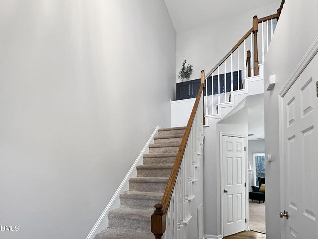 8221 Hempshire Place 105, Raleigh, NC 27613