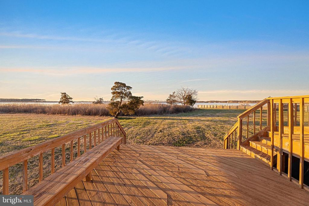 Image 10 of property listing at 1250 OLD MADISON RD, Madison, MD 21648