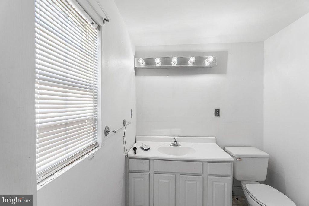 Image 14 of property listing at 1250 OLD MADISON RD, Madison, MD 21648