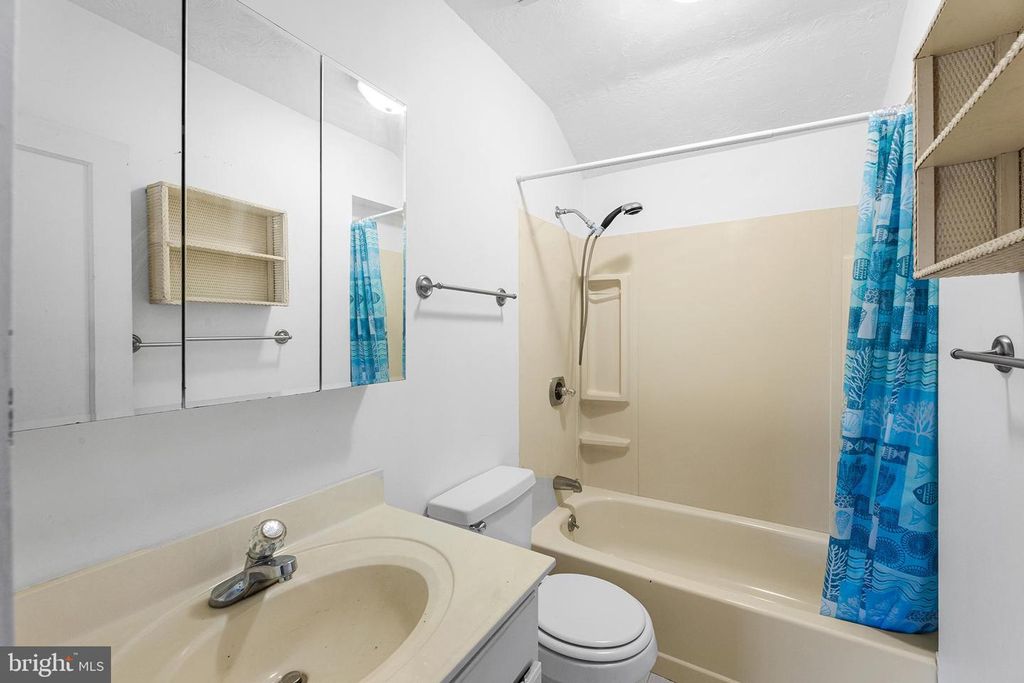 Image 18 of property listing at 1250 OLD MADISON RD, Madison, MD 21648