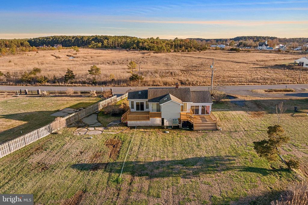 Image 2 of property listing at 1250 OLD MADISON RD, Madison, MD 21648