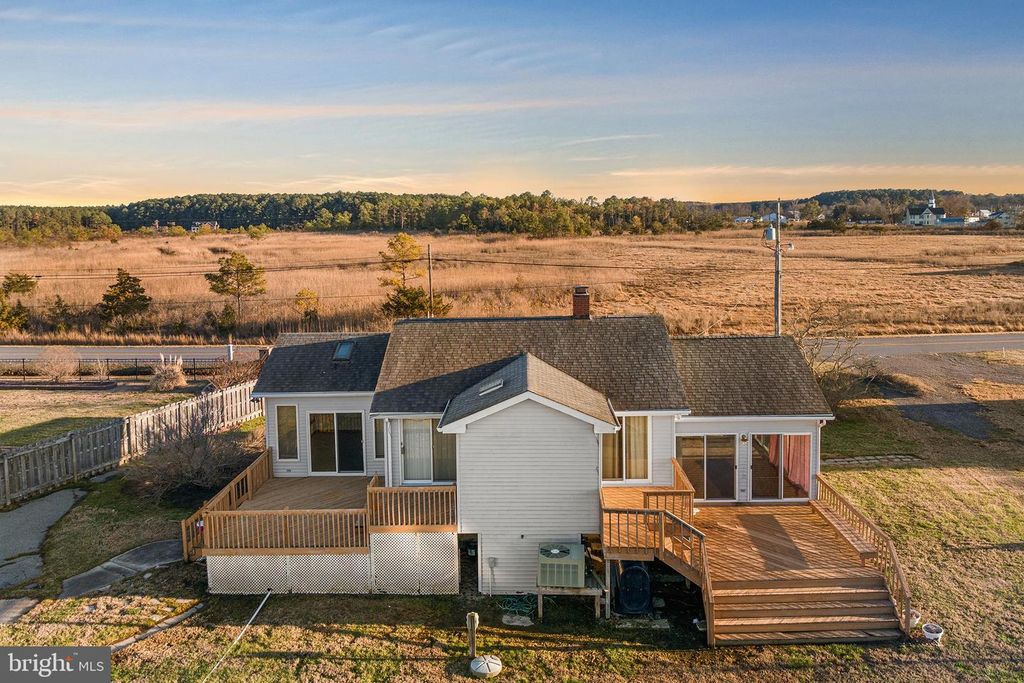 Image 4 of property listing at 1250 OLD MADISON RD, Madison, MD 21648