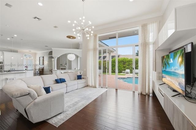 2542 Eagle Run Drive, Weston, FL 33327