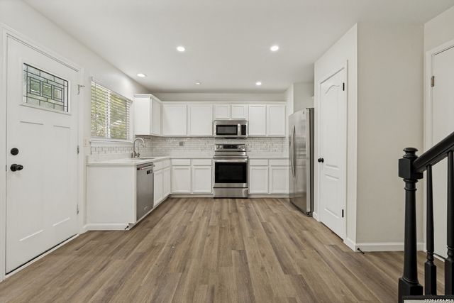2545 WOODLAND VILLAGE PL, Schertz, TX 78154