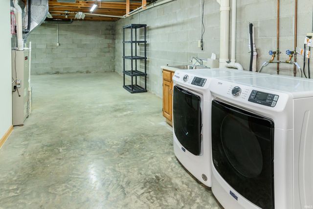 1611 E Thornton Drive, Bloomington, IN 47401