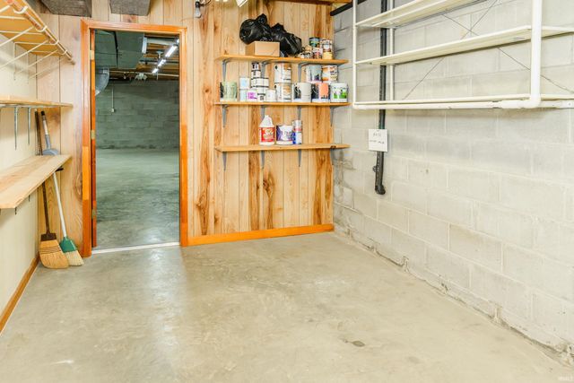 1611 E Thornton Drive, Bloomington, IN 47401