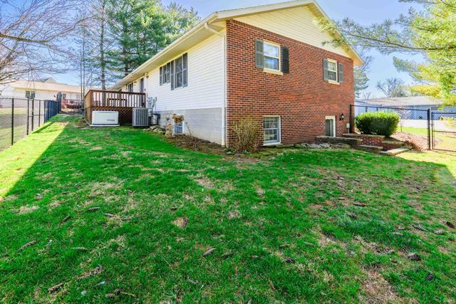 1611 E Thornton Drive, Bloomington, IN 47401