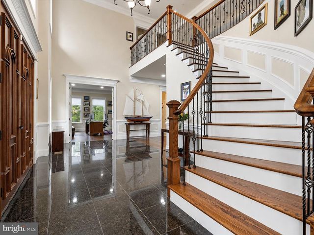12107 GLEN MILL RD, Potomac, MD 20854