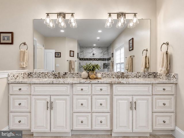 12107 GLEN MILL RD, Potomac, MD 20854