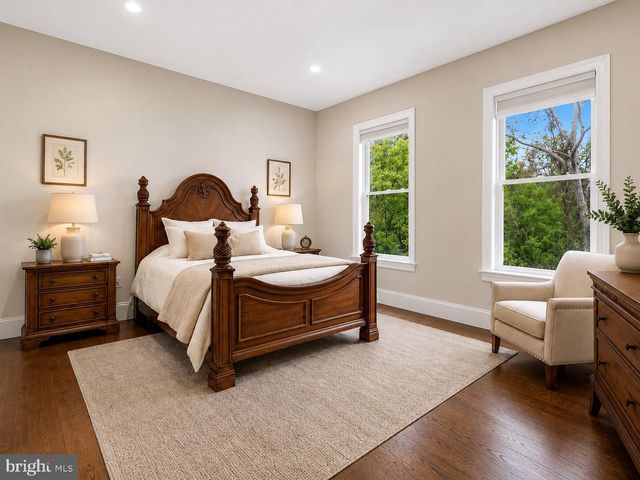 12107 GLEN MILL RD, Potomac, MD 20854
