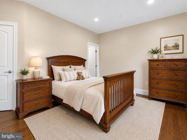12107 GLEN MILL RD, Potomac, MD 20854