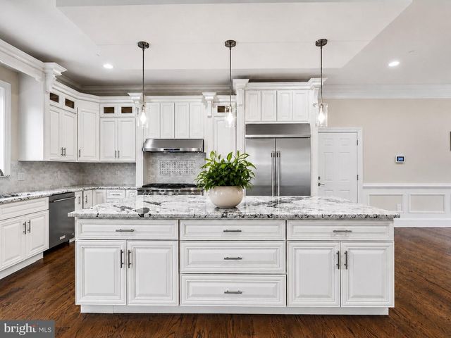 12107 GLEN MILL RD, Potomac, MD 20854