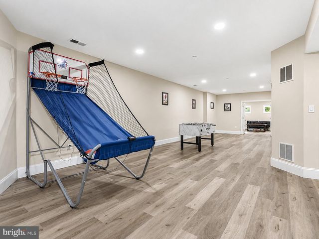 12107 GLEN MILL RD, Potomac, MD 20854