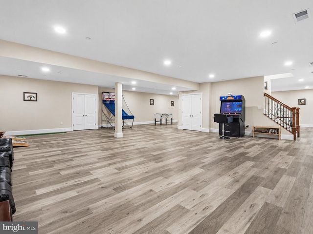 12107 GLEN MILL RD, Potomac, MD 20854