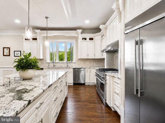 12107 GLEN MILL RD, Potomac, MD 20854