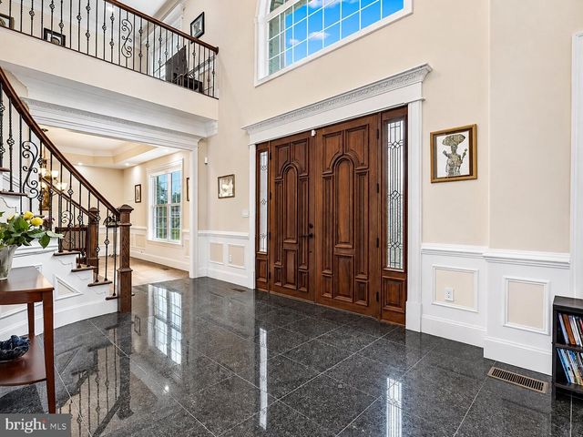 12107 GLEN MILL RD, Potomac, MD 20854