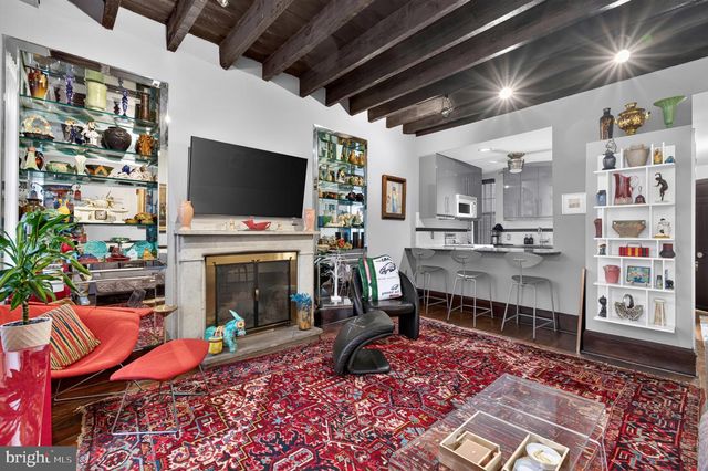 114 N 21ST, Philadelphia, PA 19103