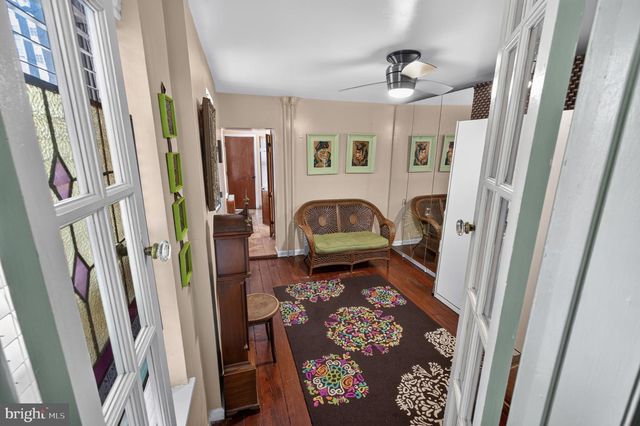 114 N 21ST, Philadelphia, PA 19103