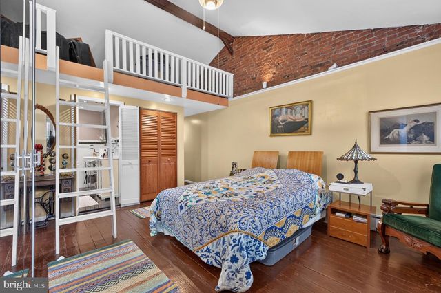 114 N 21ST, Philadelphia, PA 19103