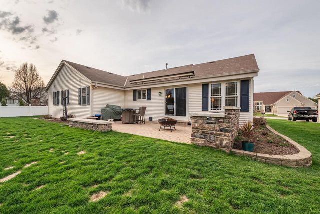 N172W20205 Woodland TRAIL, Jackson, WI 53037