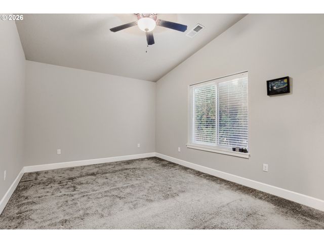 11060 Ne OREGON St, Portland, OR 97220