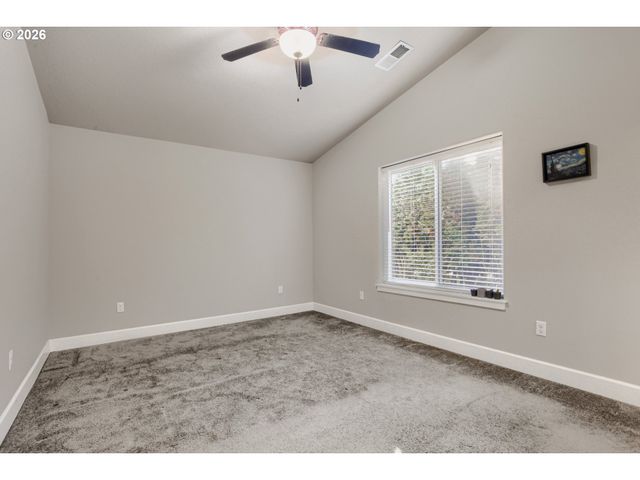 11060 Ne OREGON St, Portland, OR 97220