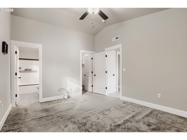 11060 Ne OREGON St, Portland, OR 97220