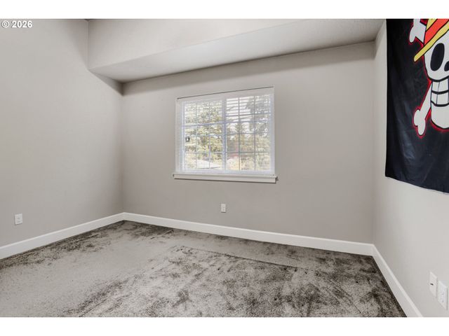 11060 Ne OREGON St, Portland, OR 97220