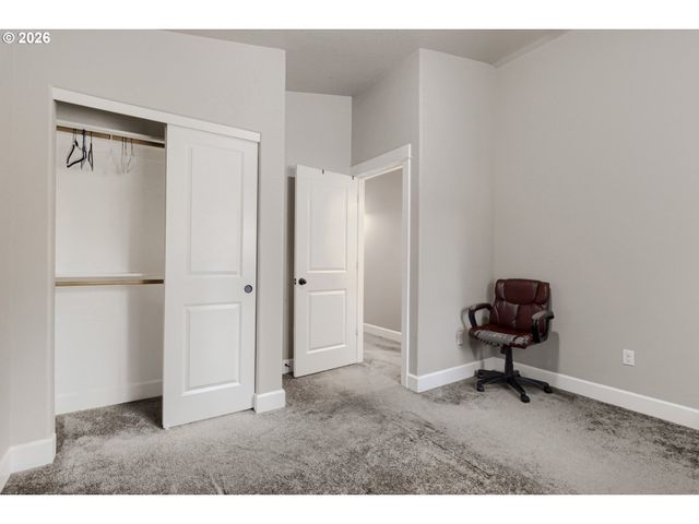 11060 Ne OREGON St, Portland, OR 97220