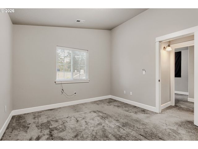 11060 Ne OREGON St, Portland, OR 97220