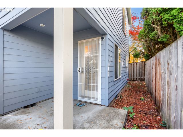 11060 Ne OREGON St, Portland, OR 97220