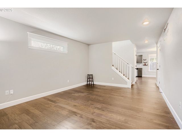 11060 Ne OREGON St, Portland, OR 97220