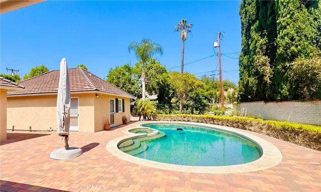 1558 Wembley Road, San Marino, CA 91108