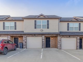 117 Melbourne Dr Apt E, Clarksville, TN 37043
