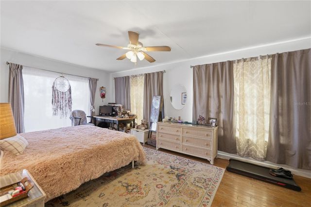 872 LAKE SHORE TERRACE, Interlachen, FL 32148