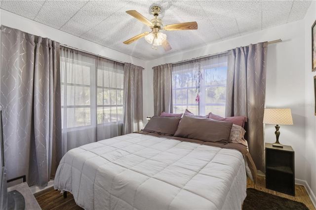 872 LAKE SHORE TERRACE, Interlachen, FL 32148