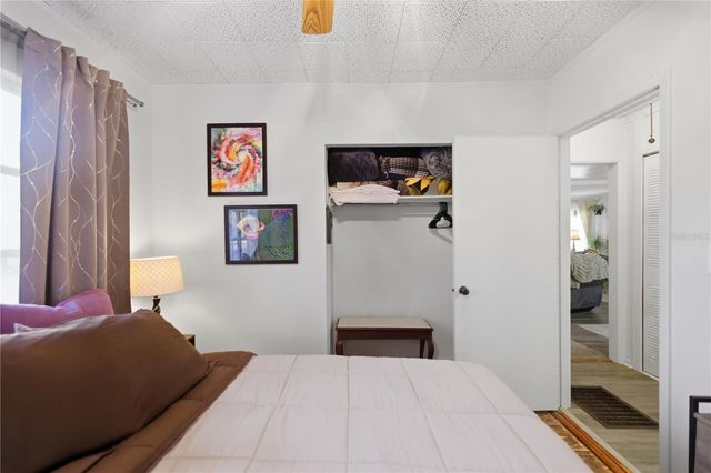 872 LAKE SHORE TERRACE, Interlachen, FL 32148