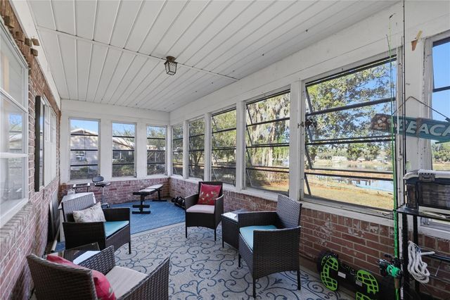 872 LAKE SHORE TERRACE, Interlachen, FL 32148