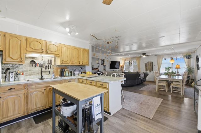 872 LAKE SHORE TERRACE, Interlachen, FL 32148